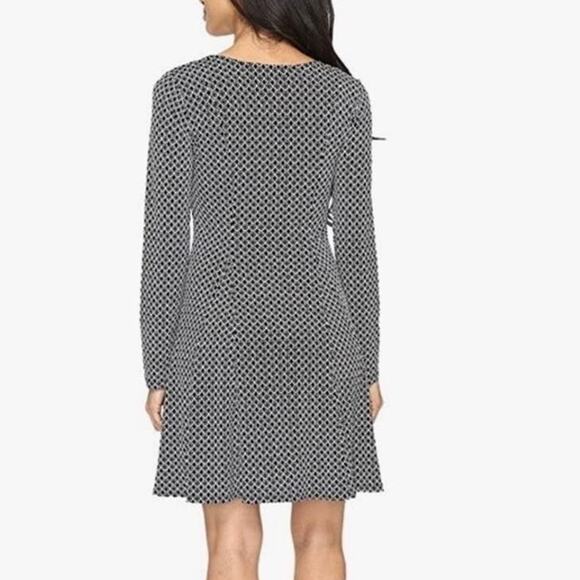 NEW Karen Kane Godet Long Sleeve Mini Dress in Black/White Diamond Print Size XL - Picture 3 of 14